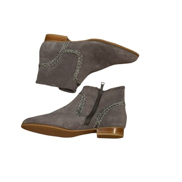 Jack Rogers Suede Gemma Stitched Ankle Bootie Charcoal Gray Size 6.5M NWOB - Picture 3 of 9